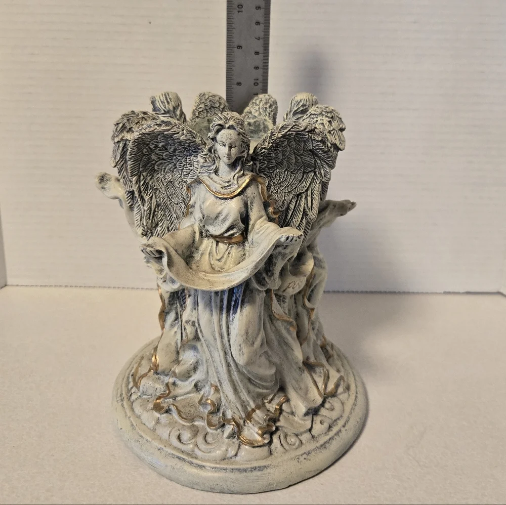 ANGEL CANDLE HOLDER GOLD ACCENTS